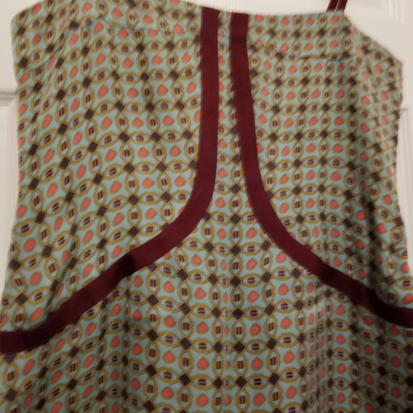 Retro Style Dress - Picture 2 of 4